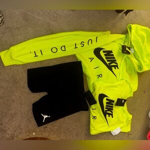 BNWT- neon yellow/green Nike/Jordan three-piece set